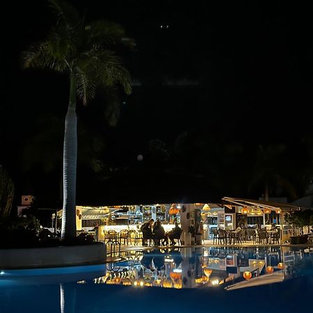 Adeje Paradise Resort アデヘ エクステリア 写真